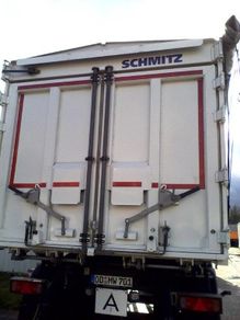 Schmitz Cargobull Dreiachs-Sattelauflieger-Stahl-Light-Chassis